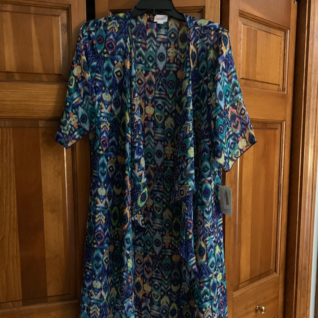 Lularoe Shirley Size Small